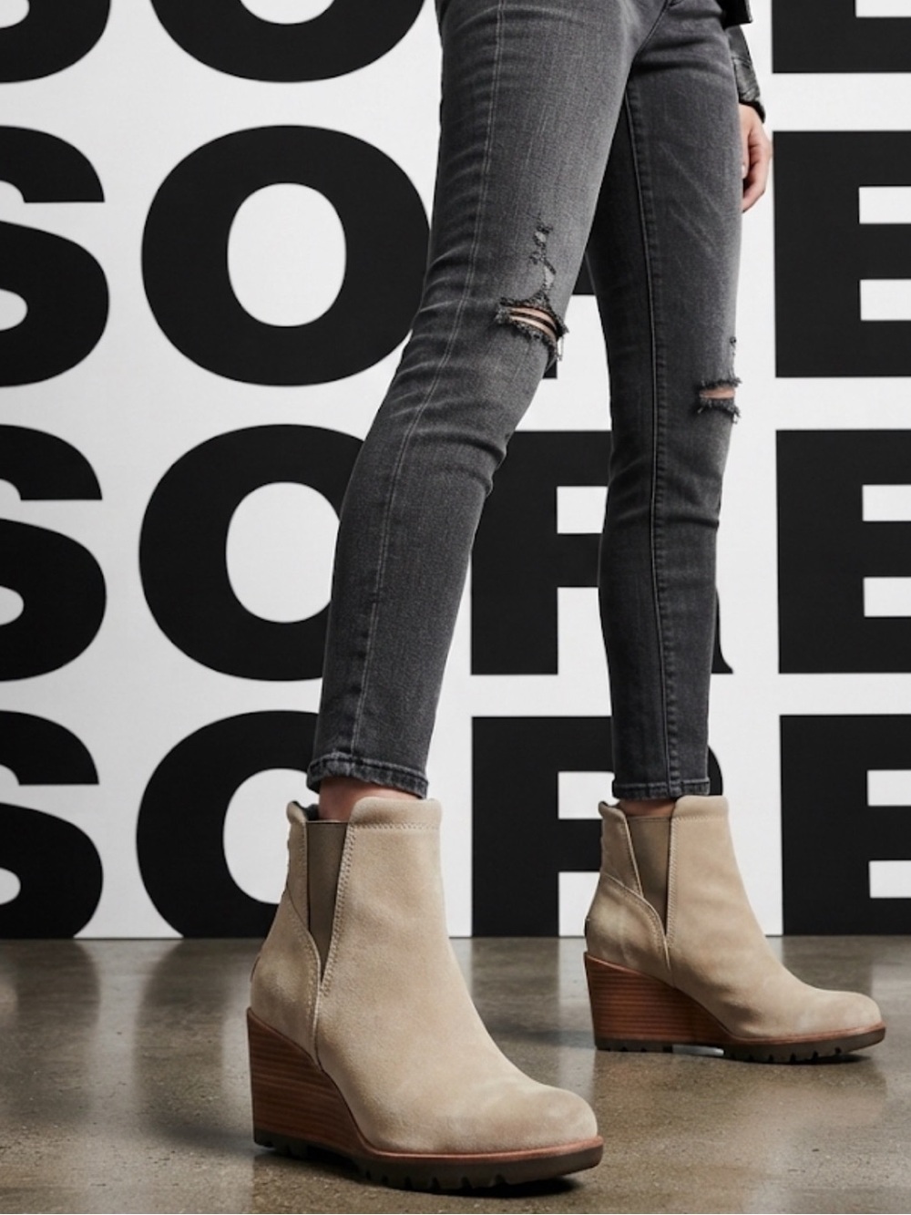 Authentic Sorel designer waterproof suede leather wedge boots sz 8.5